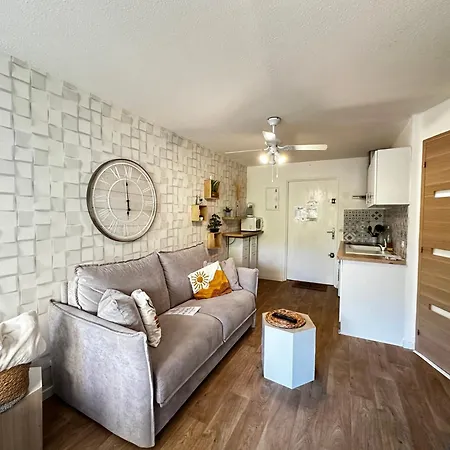 Nid Douillet Pres Du Port Apartment